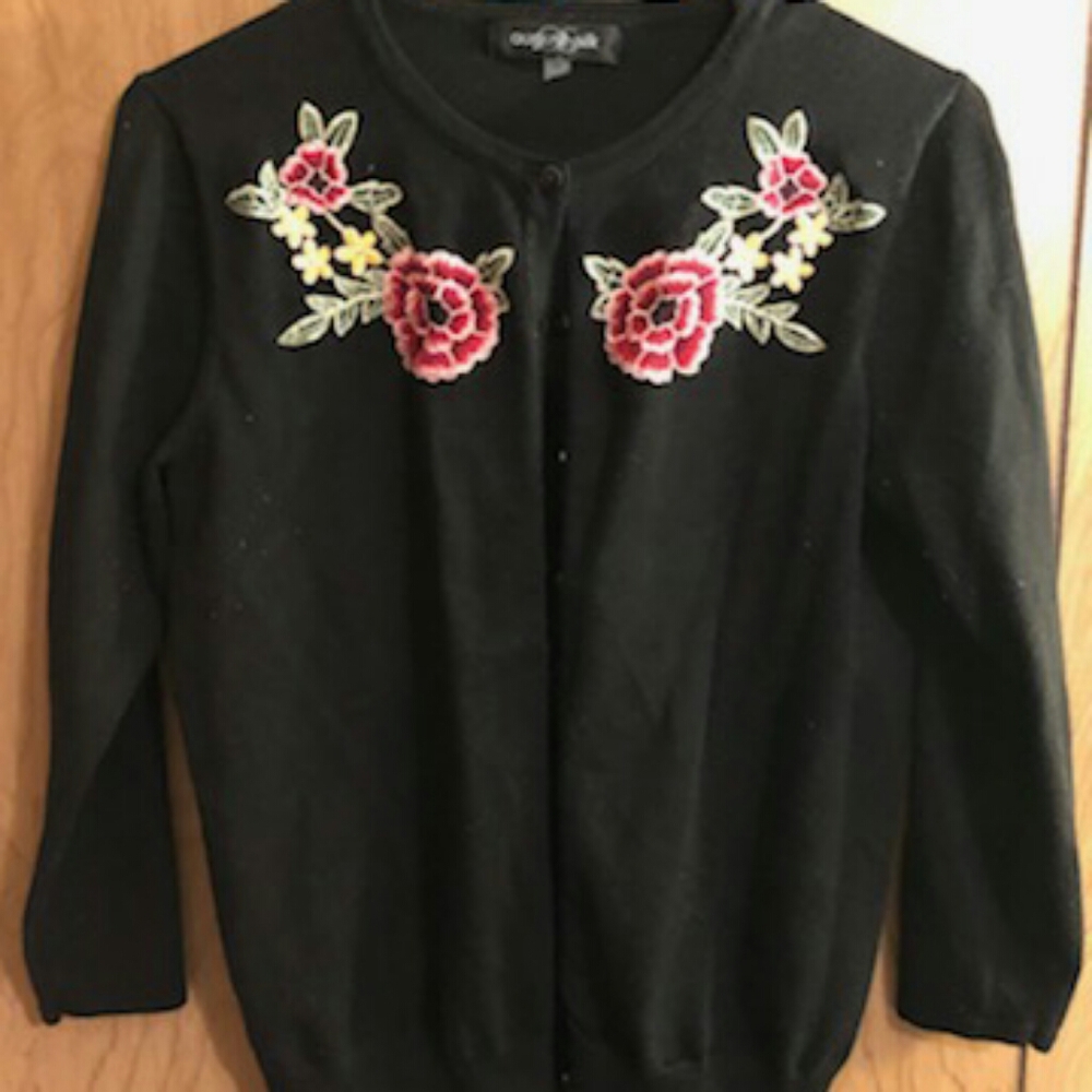 Roses embroidered black cardigan